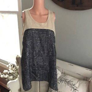 Women’s sleeveless top